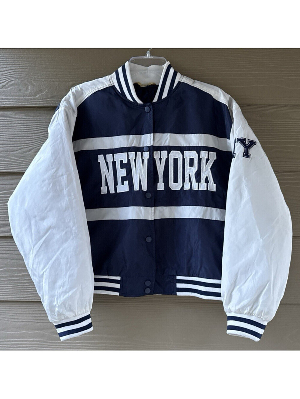 New York Yankees Cult Favorite Satin Bomber Jacket Blue Varsity Athletic Style M - Picture 2 of 11